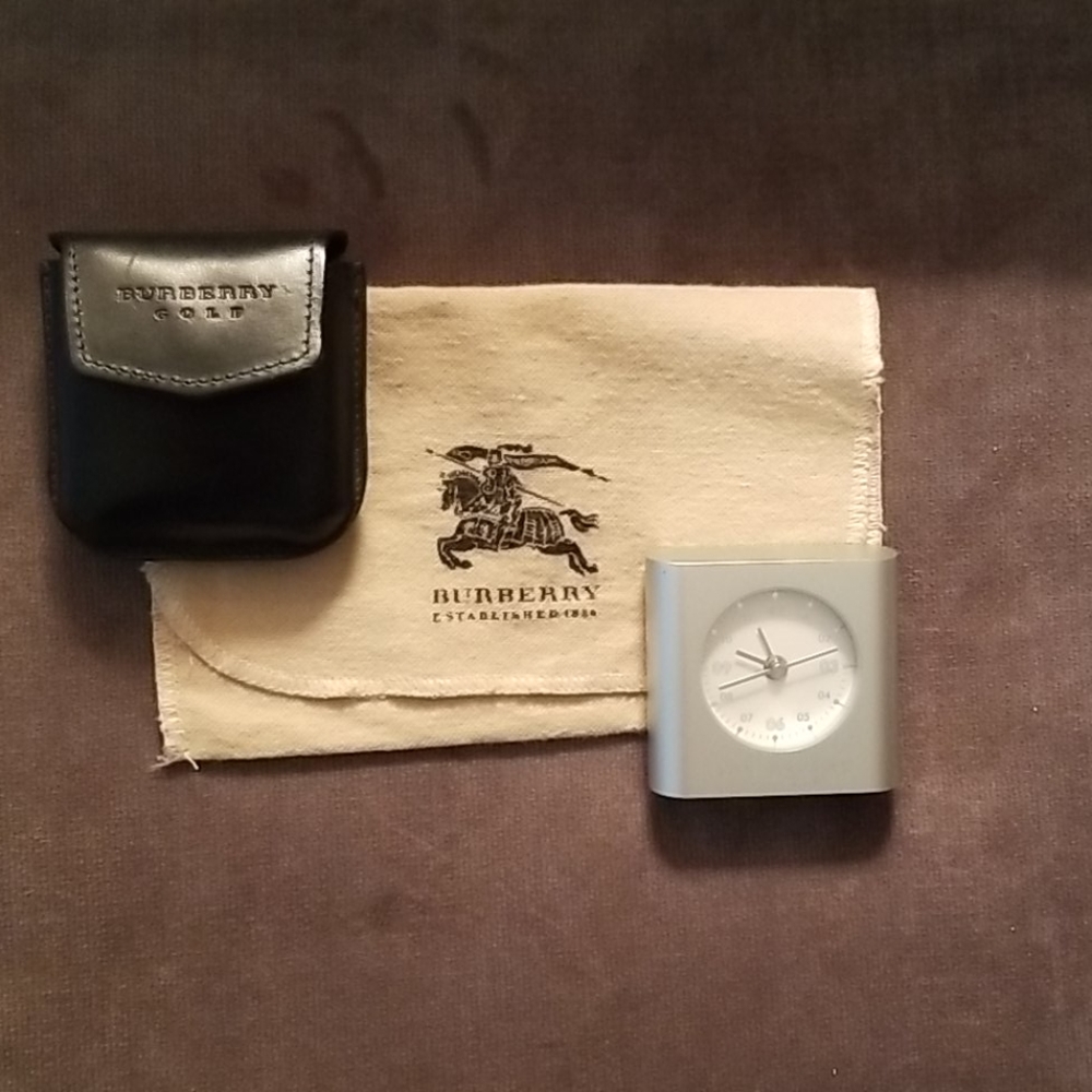 Burberry Golf Travel Clock! new! Beyond Vintage!